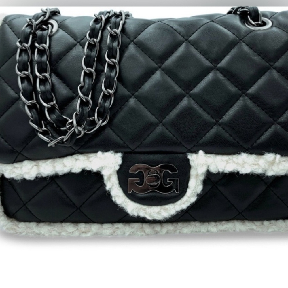 NWT Gilda Paris cross-body bag